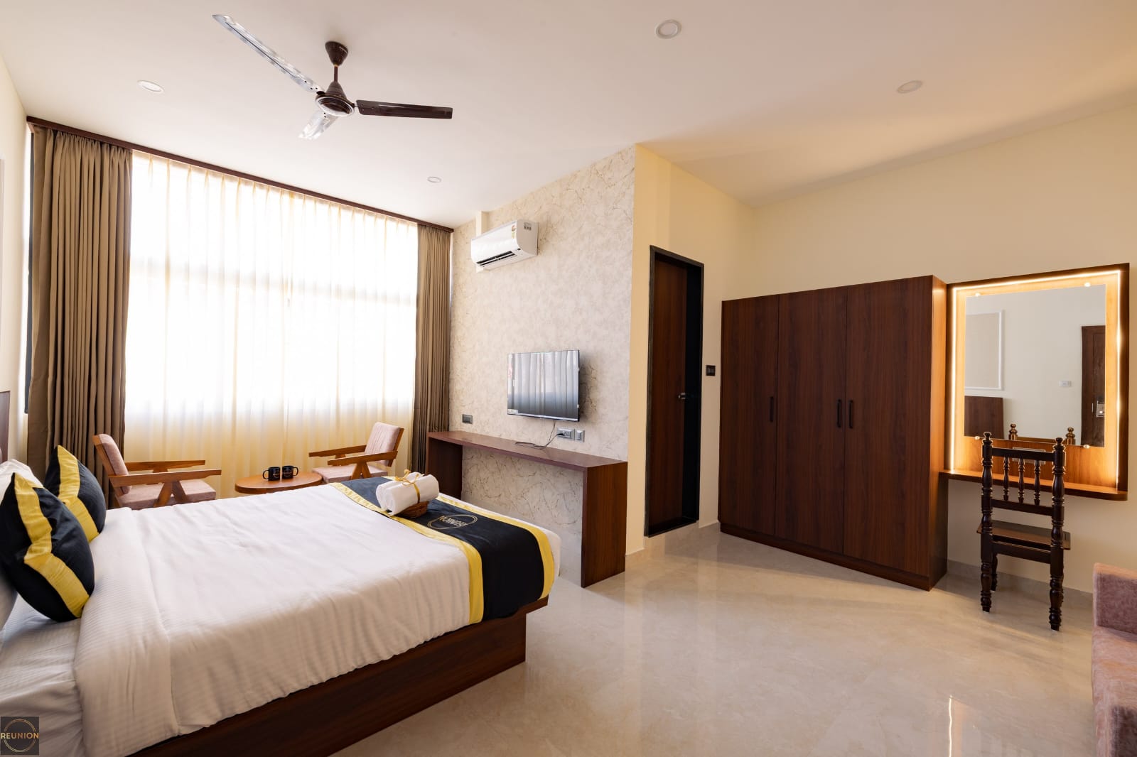 De Homes gallery image 1