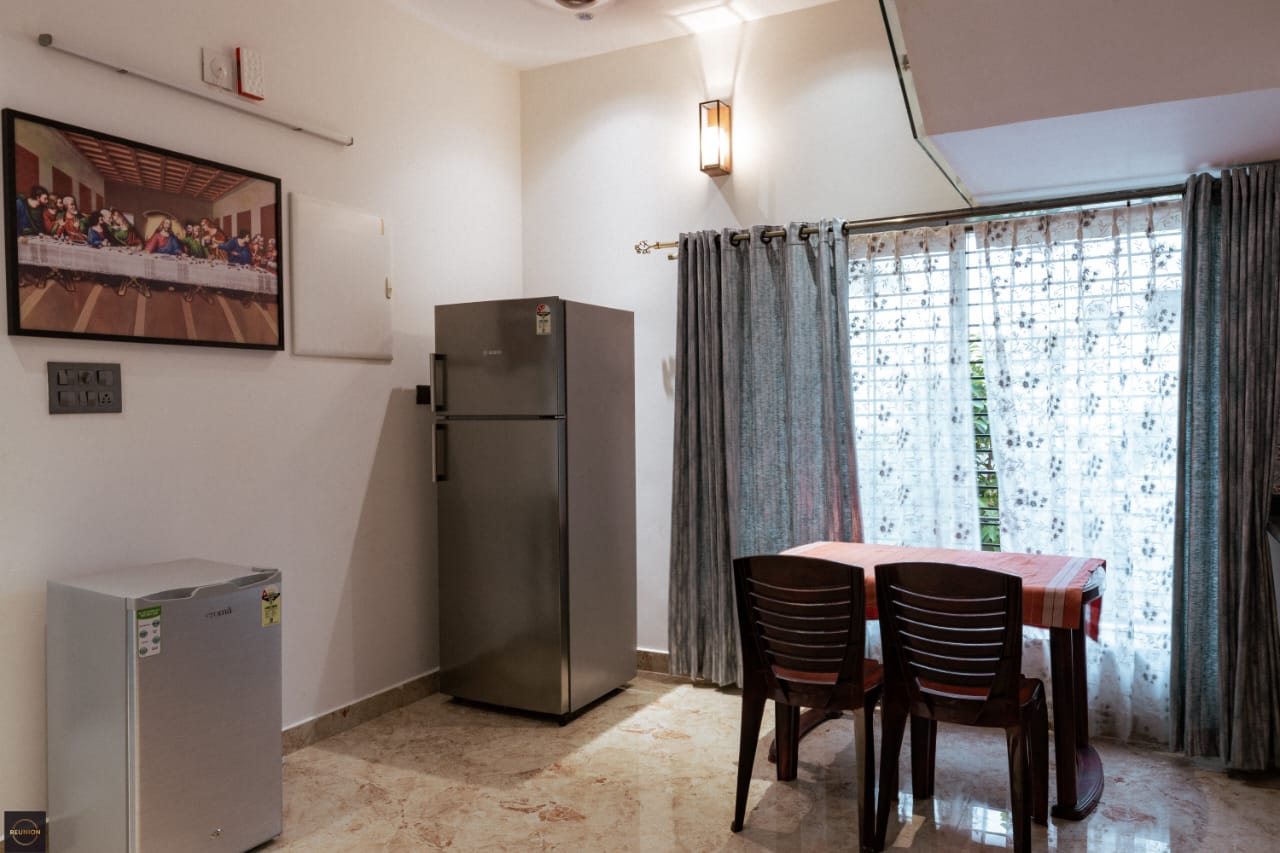 Marina Villa gallery image 2