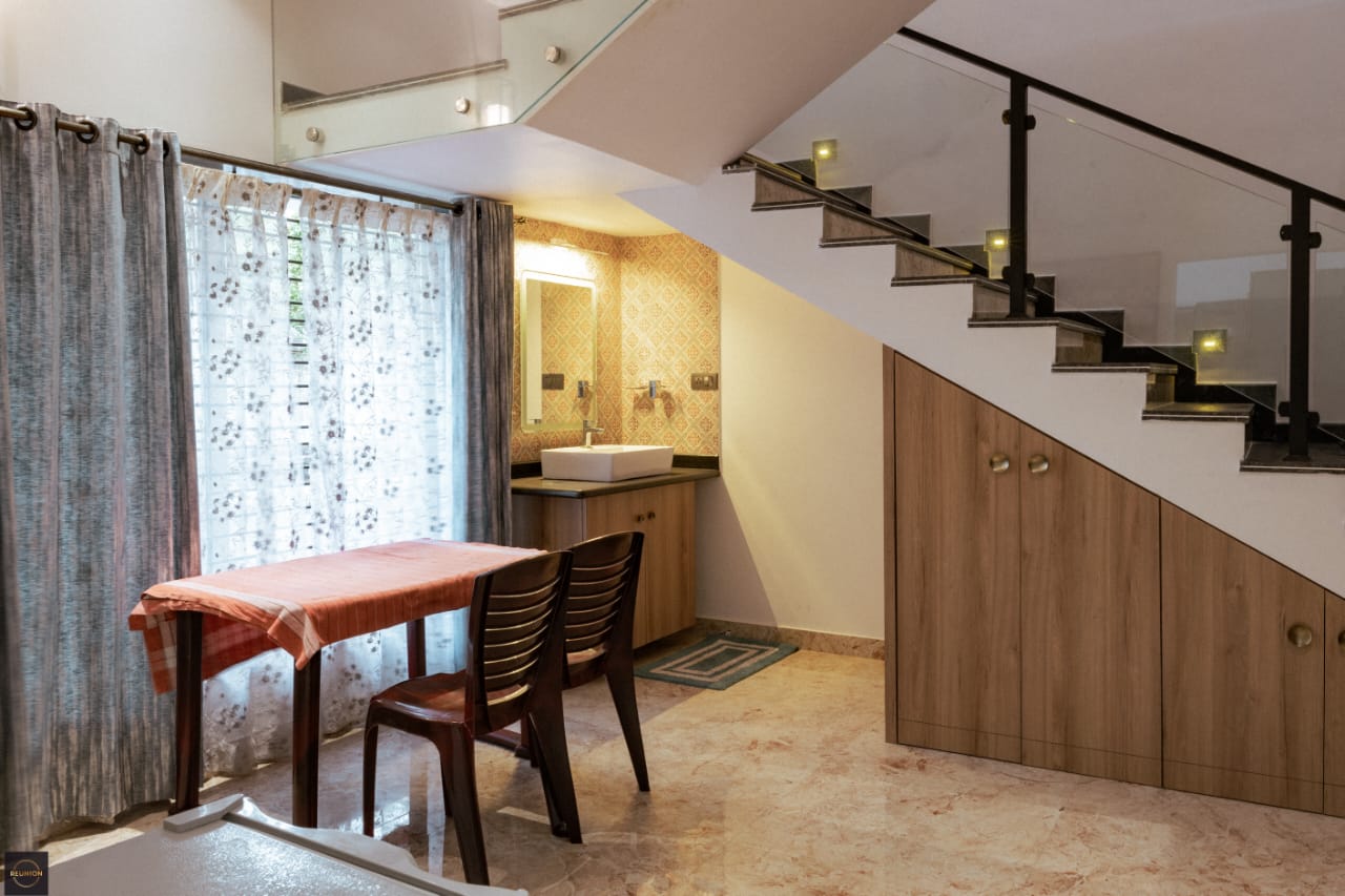 Marina Villa gallery image 3