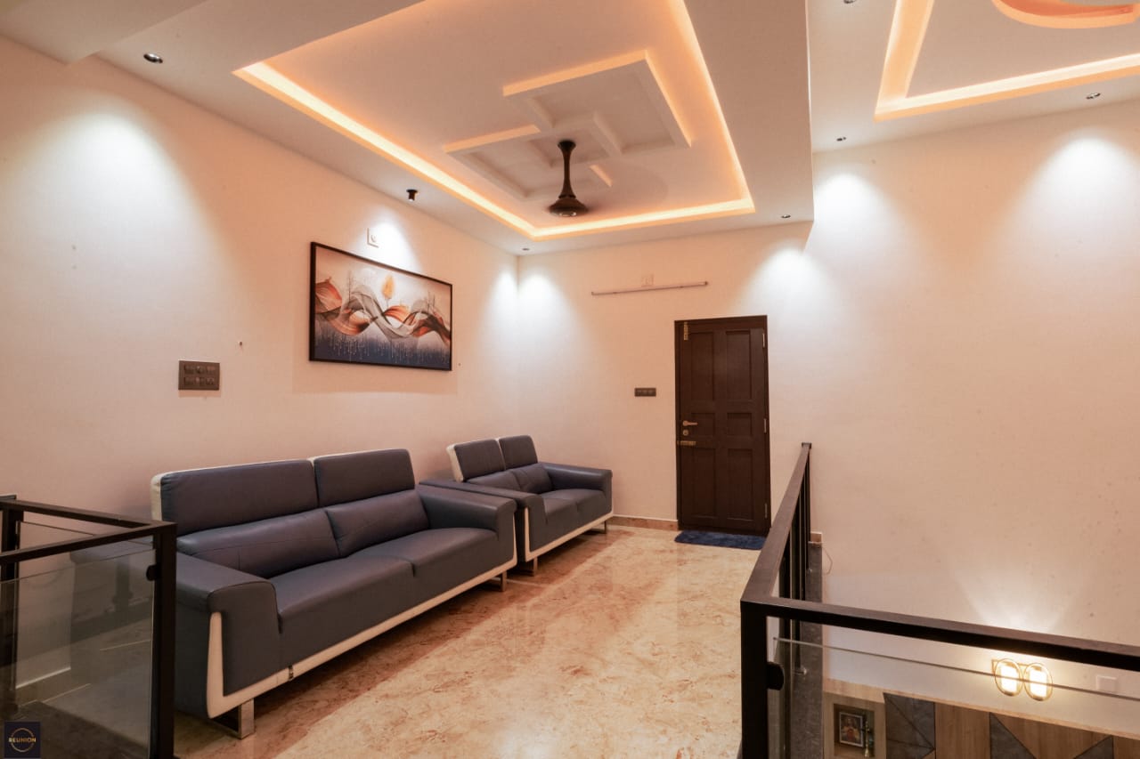 Marina Villa gallery image 4