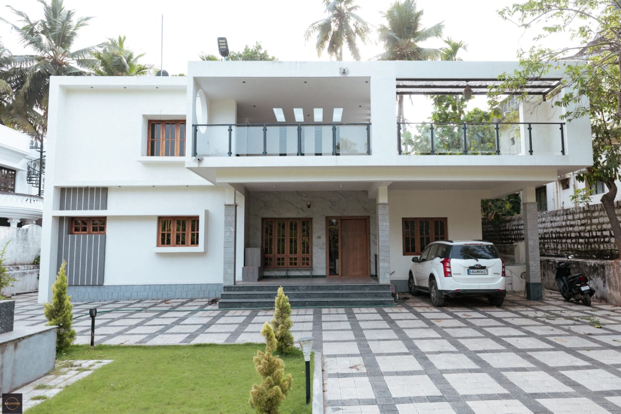 Marina Villa gallery image 5