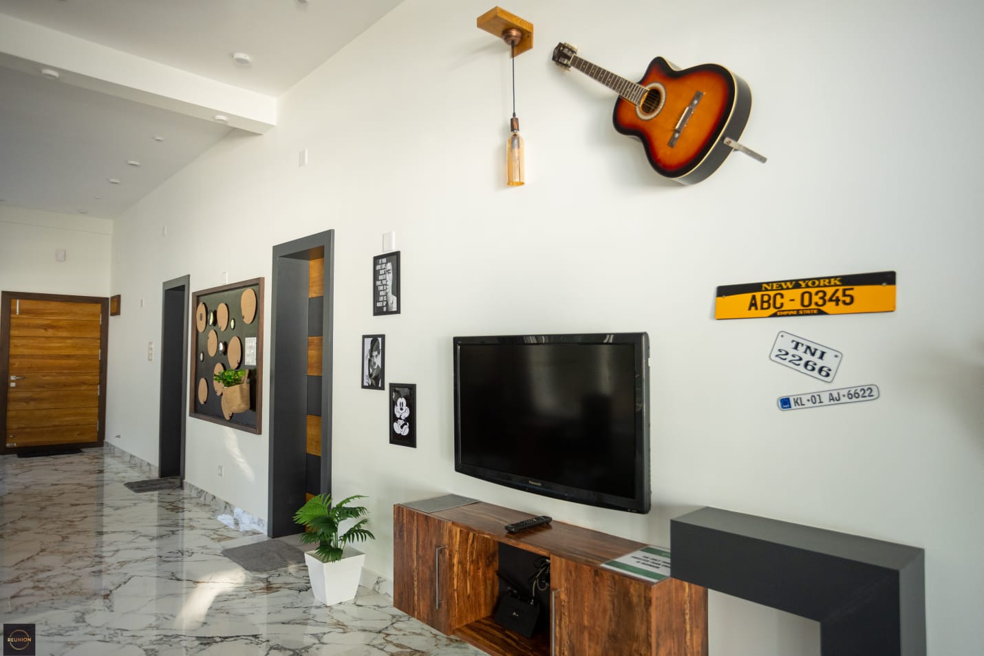 Ocean Manor gallery image 6
